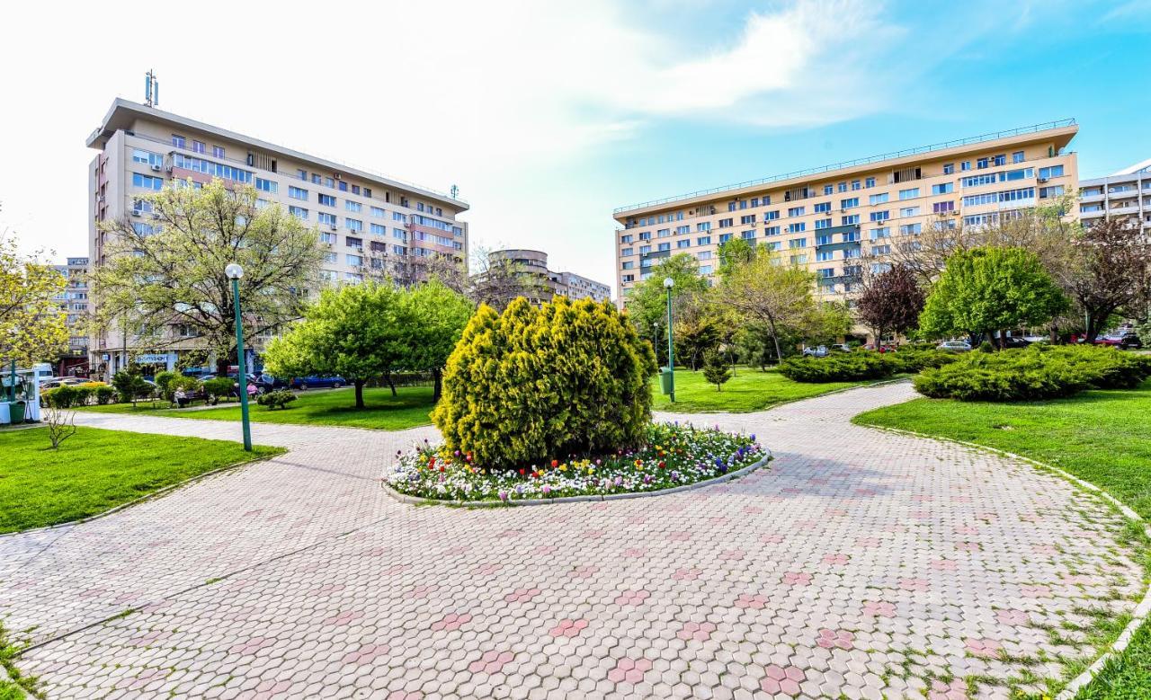 Park Apartment-Cismigiu Garden Bucharest Exterior photo